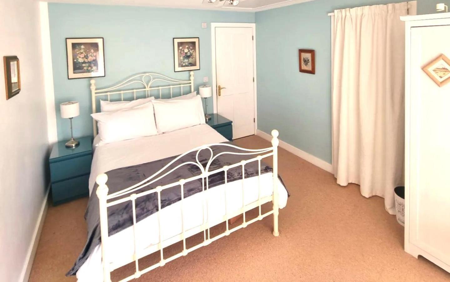 Oak Tree Rooms Ltd Brockenhurst Esterno foto